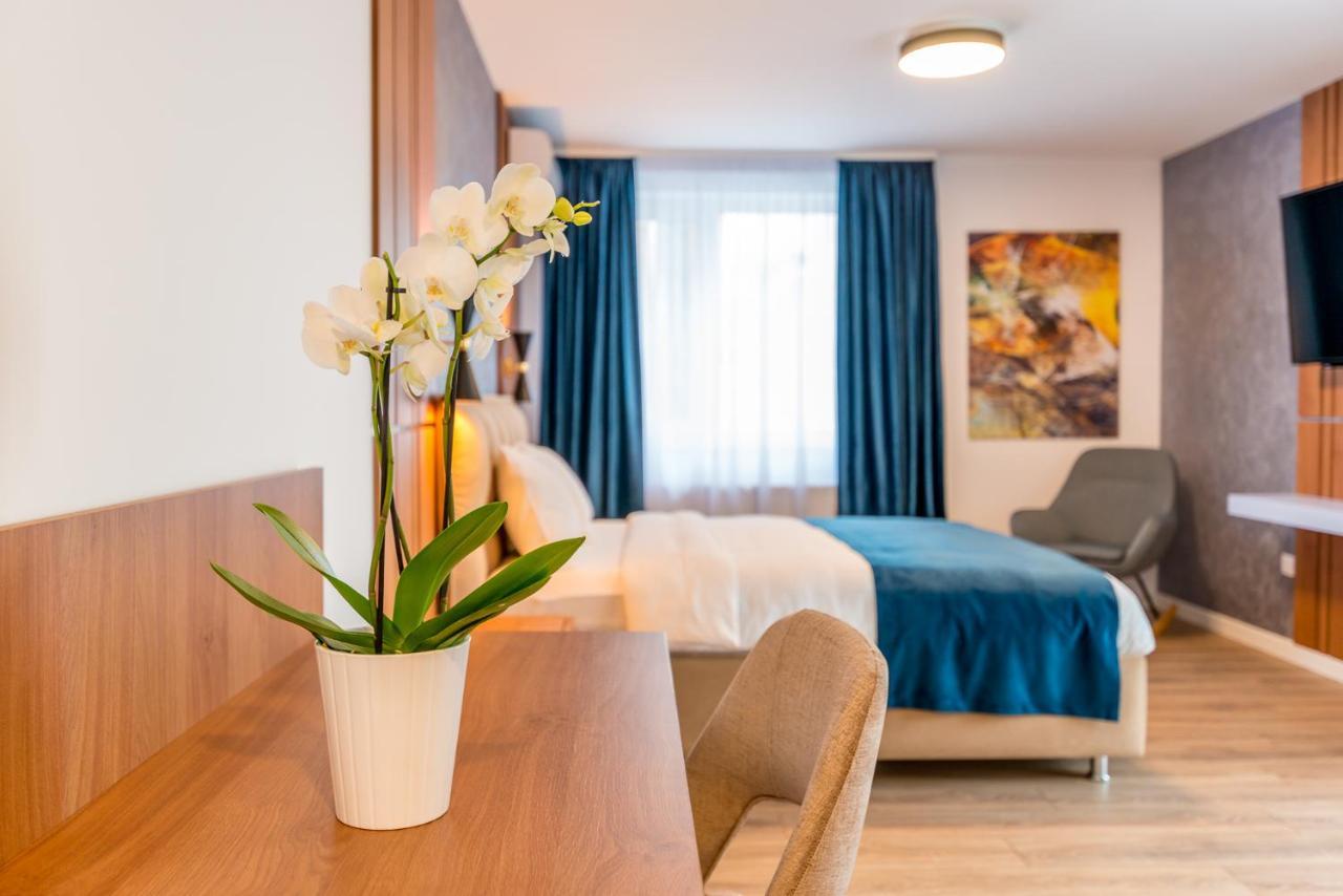 Sarmihouse Lejlighedshotel Cluj-Napoca Eksteriør billede