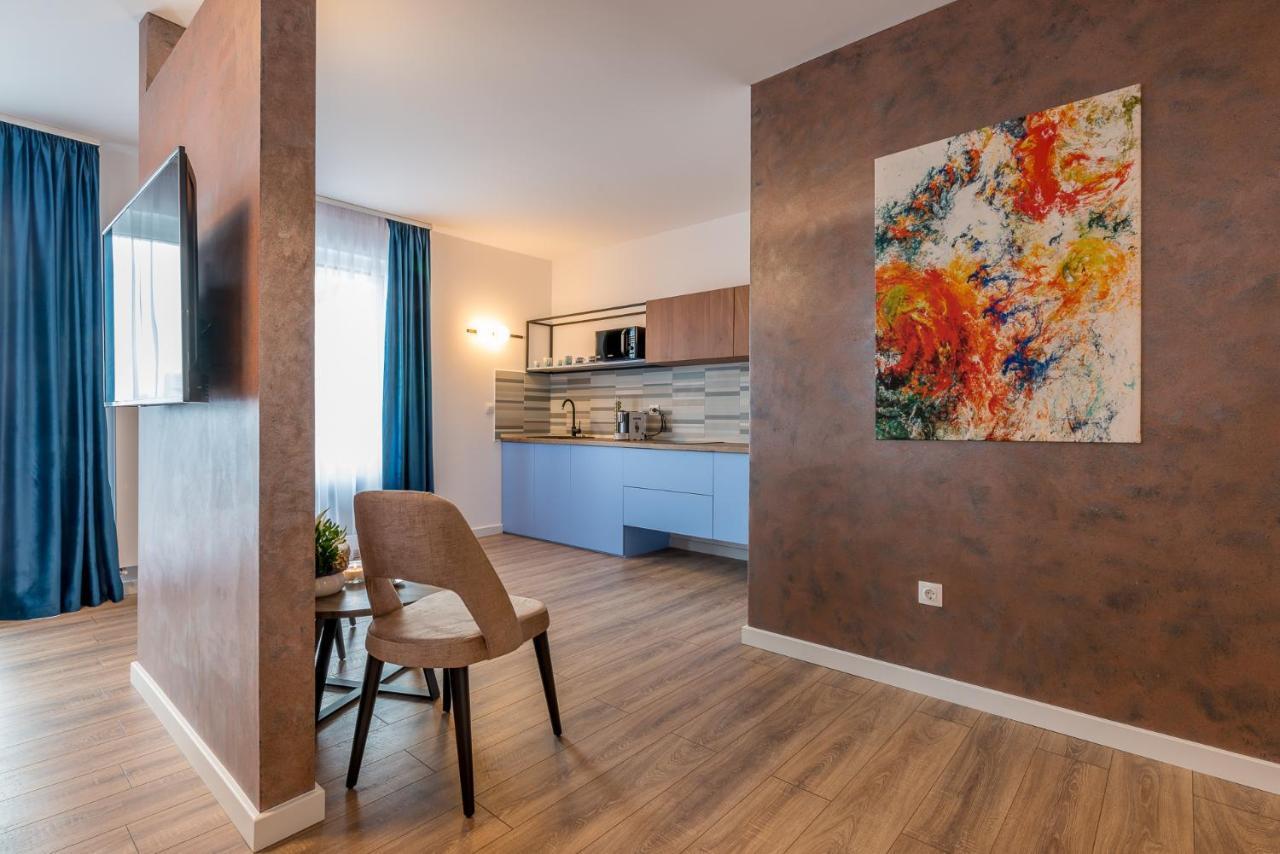 Sarmihouse Lejlighedshotel Cluj-Napoca Eksteriør billede
